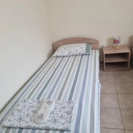 Beekeeper's House Apartament