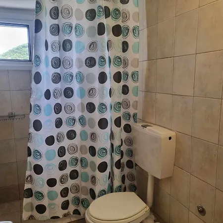 Beekeeper's House * Kokkinokhoma