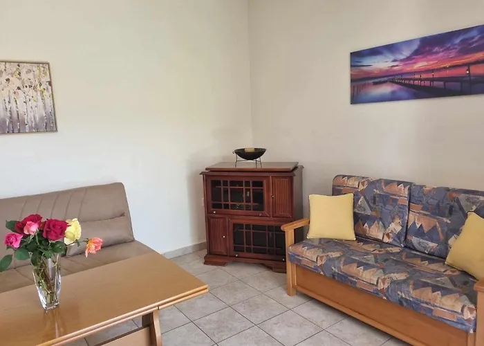 Beekeeper's House * Kokkinokhoma